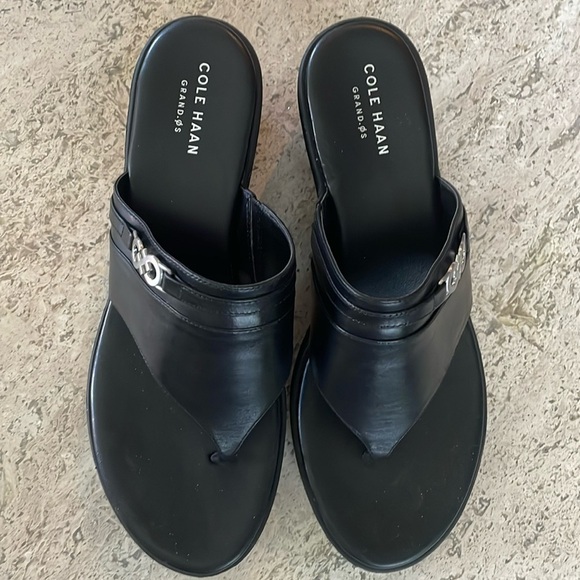 Cole Haan Lindy Grand Wedge Sandal 9 Black NEW - Picture 3 of 11